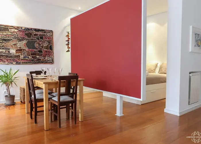 Comfort With Balcony By Lovelystay アパート リスボン